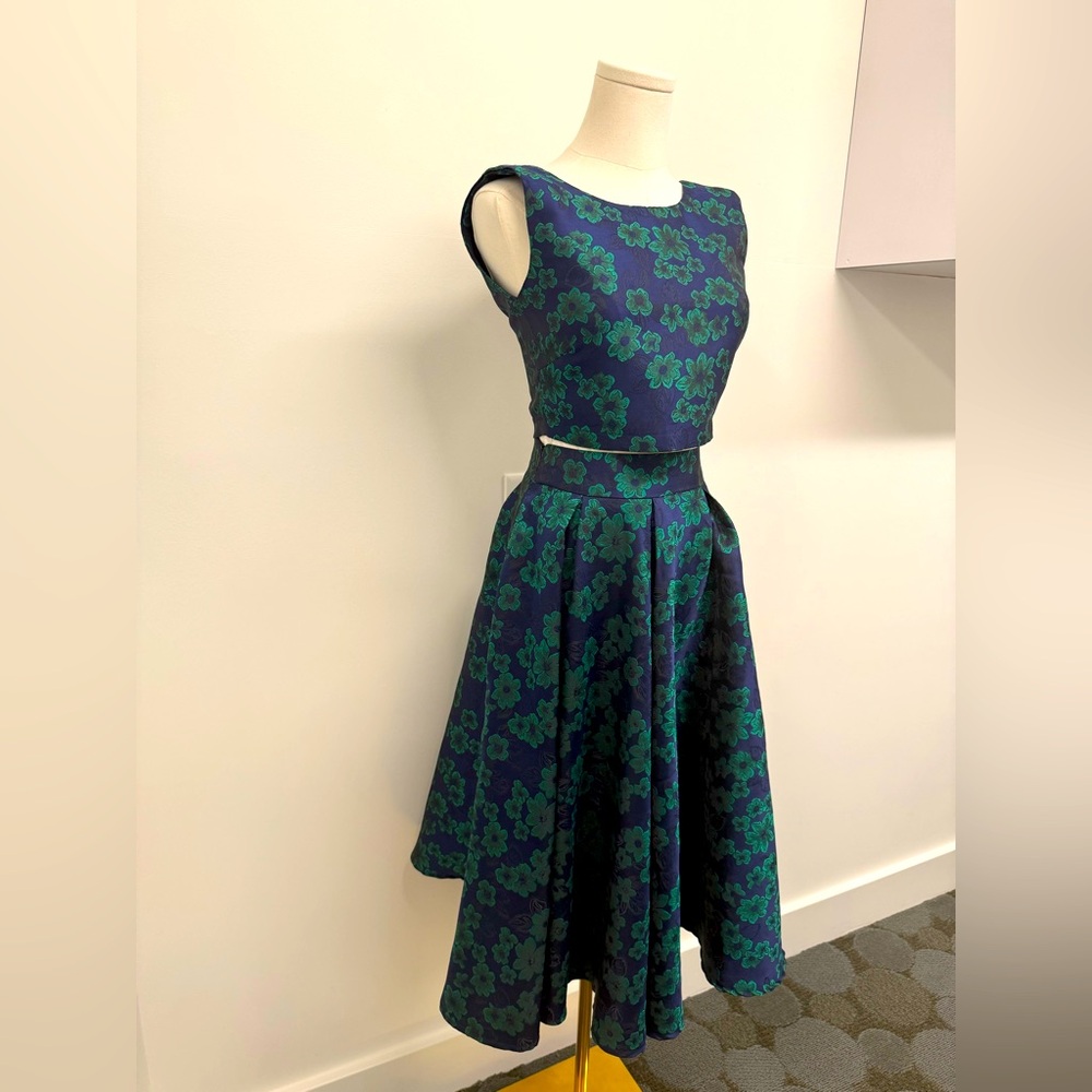 Floral Jacquard Two-Piece Set | Crop Top & Pleated Midi Skirt NWOT - Picture 3 of 16